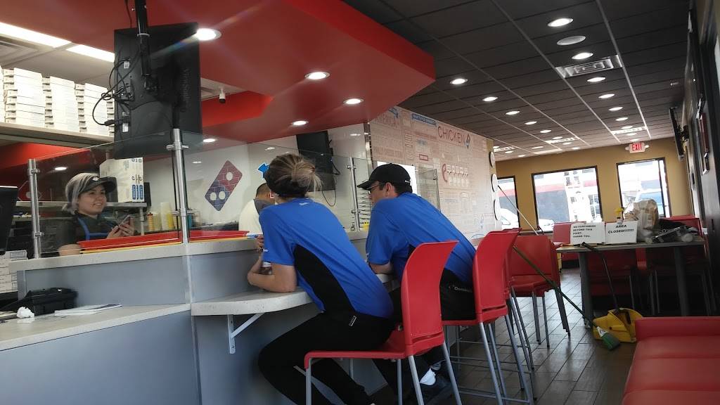 Dominos Pizza | meal delivery | 402 E Charter Way, Stockton, CA 95206, USA | 2094640303 OR +1 209-464-0303