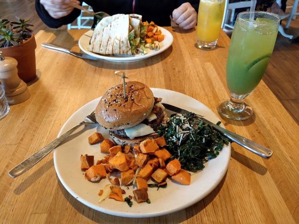 True Food Kitchen | restaurant | 7007 Friars Rd Suite 394, San Diego, CA 92108, USA | 6198102929 OR +1 619-810-2929