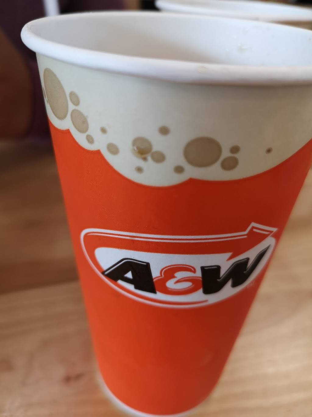 A&W Canada | restaurant | 545 Boul Henri-Bourassa E, Montréal, QC H3L 1C7, Canada | 5143888174 OR +1 514-388-8174