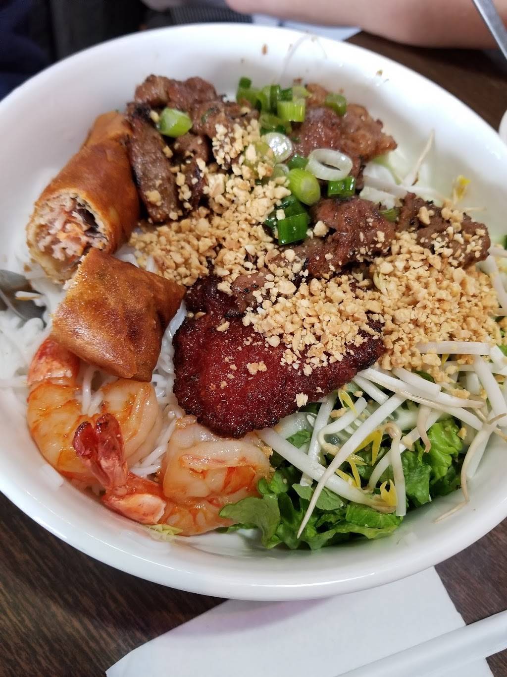 Las Vegas Vietnamese Restaurant | restaurant | 6723 Cermak Rd, Berwyn, IL 60402, USA | 7083174686 OR +1 708-317-4686