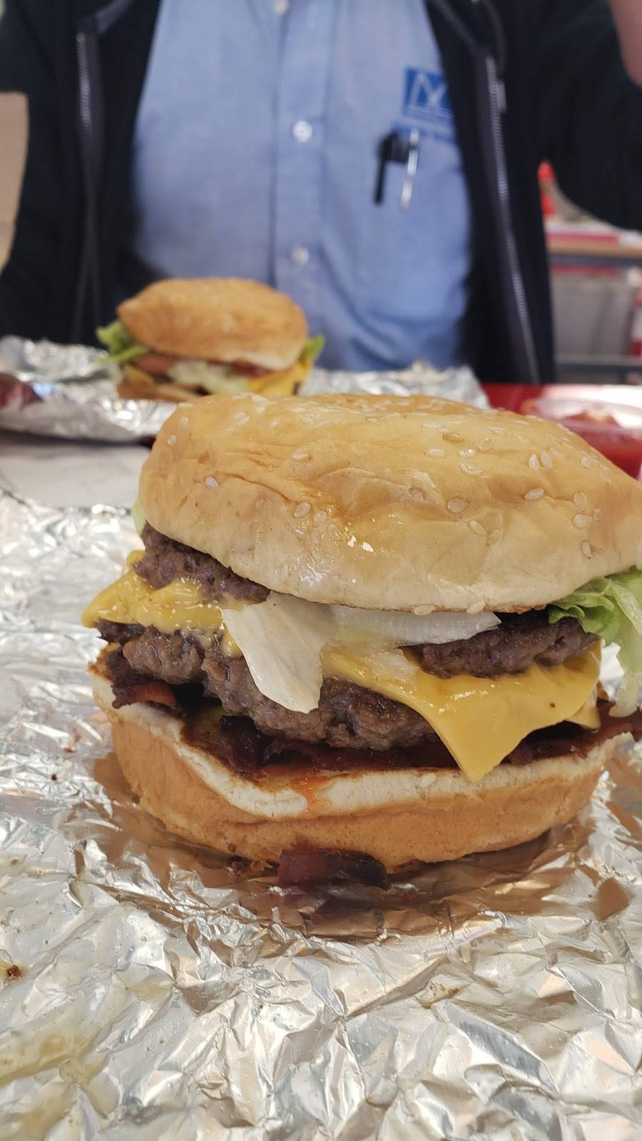 Five Guys | meal takeaway | 9762 Katy Fwy, Houston, TX 77055, USA | 7134684280 OR +1 713-468-4280