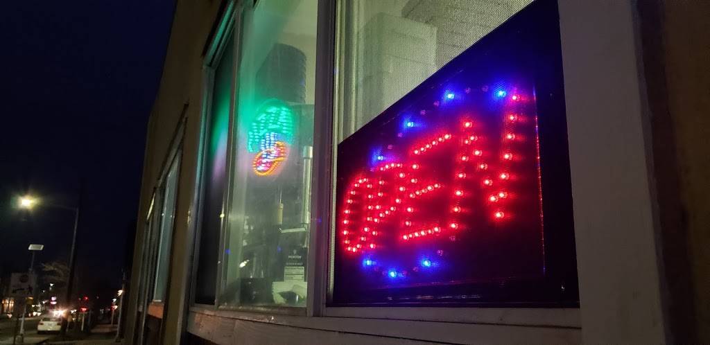 West of Chicago Pizza Company | restaurant | 5604 Delridge Way SW, Seattle, WA 98106, USA | 2063393337 OR +1 206-339-3337