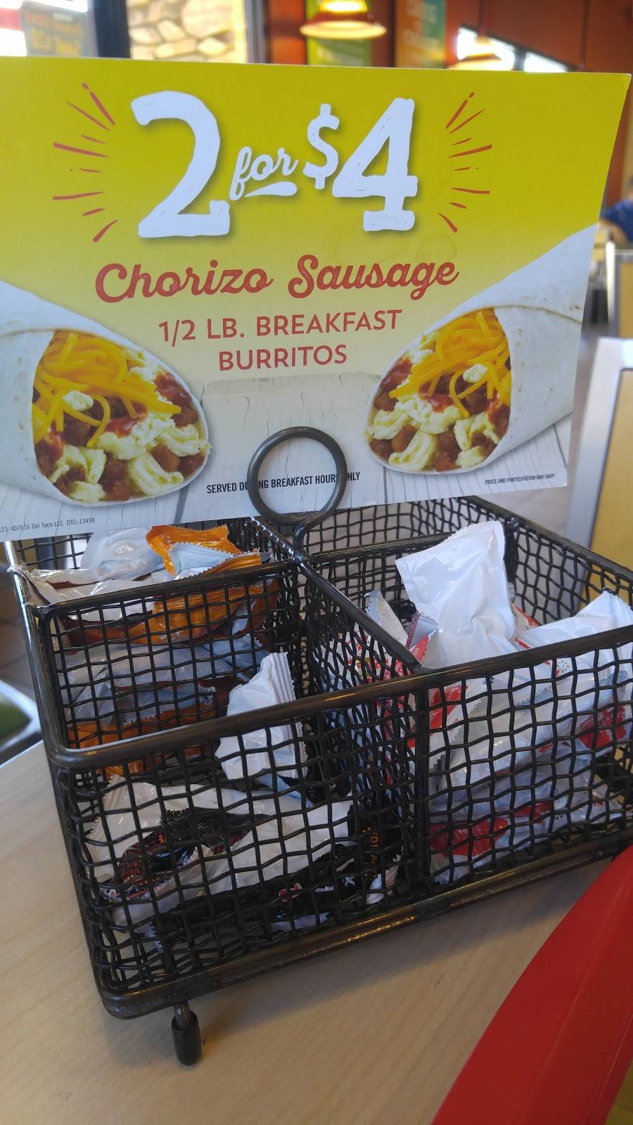 Del Taco | meal takeaway | 5010 W Ave N, Palmdale, CA 93551, USA | 6617225346 OR +1 661-722-5346