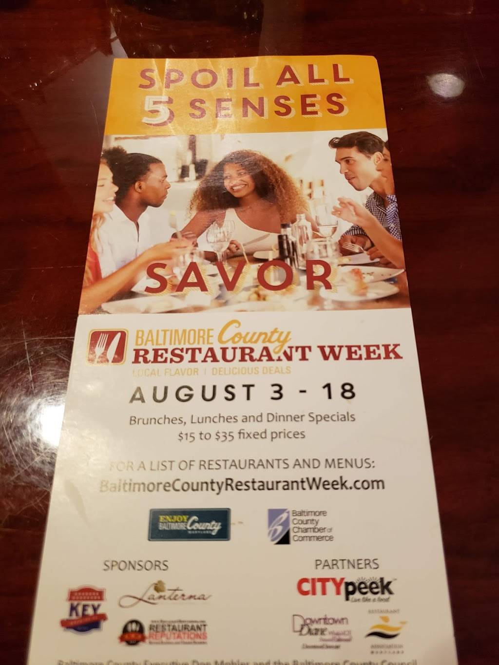 Razorbacks Raw Bar & Grill | restaurant | 826 Dulaney Valley Rd, Towson, MD 21204, USA | 4108219550 OR +1 410-821-9550