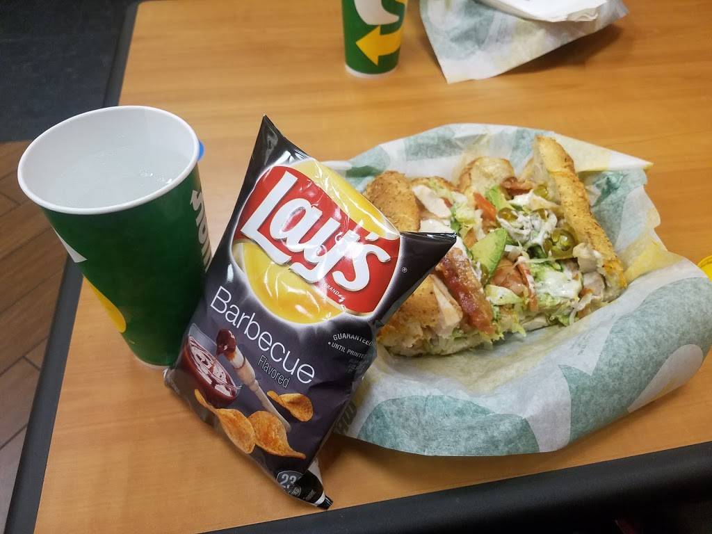 Subway | restaurant | 1645 S Riverside Ave Suite A, Rialto, CA 92376, USA | 9098730095 OR +1 909-873-0095