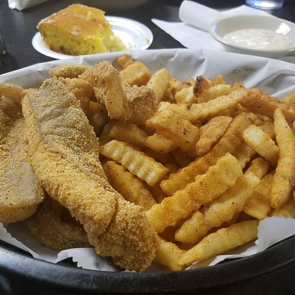 Fat Tuesday | restaurant | 6112 SW 9th St, Des Moines, IA 50315, USA | 5152853552 OR +1 515-285-3552