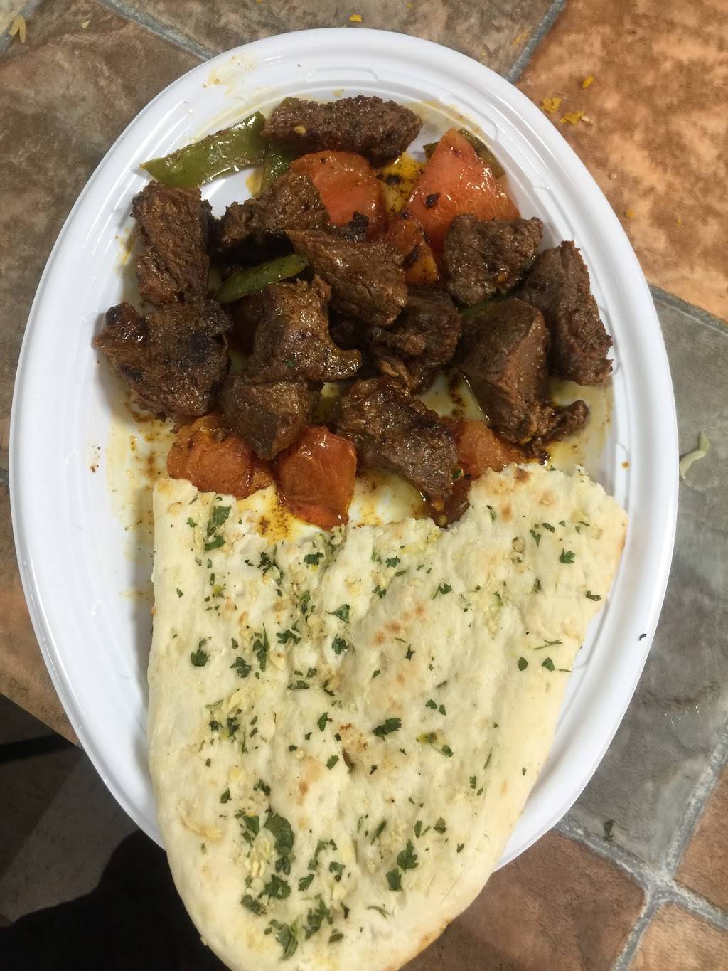 Arizona fried chicken AFC | restaurant | 880 Main St, Brockton, MA 02301, USA | 7742235118 OR +1 774-223-5118