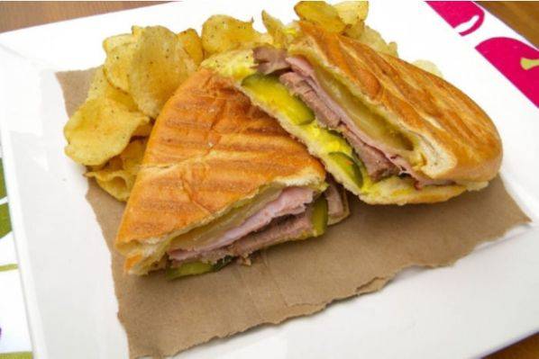 The Puffy Taco Truck | restaurant | 1609 N Hercules Ave, Clearwater, FL 33765, USA | 7276451200 OR +1 727-645-1200