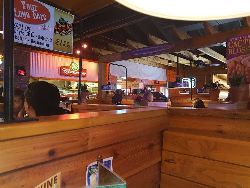 Texas Roadhouse | restaurant | 5025 Dressler Rd NW, Canton, OH 44718, USA | 3304919296 OR +1 330-491-9296