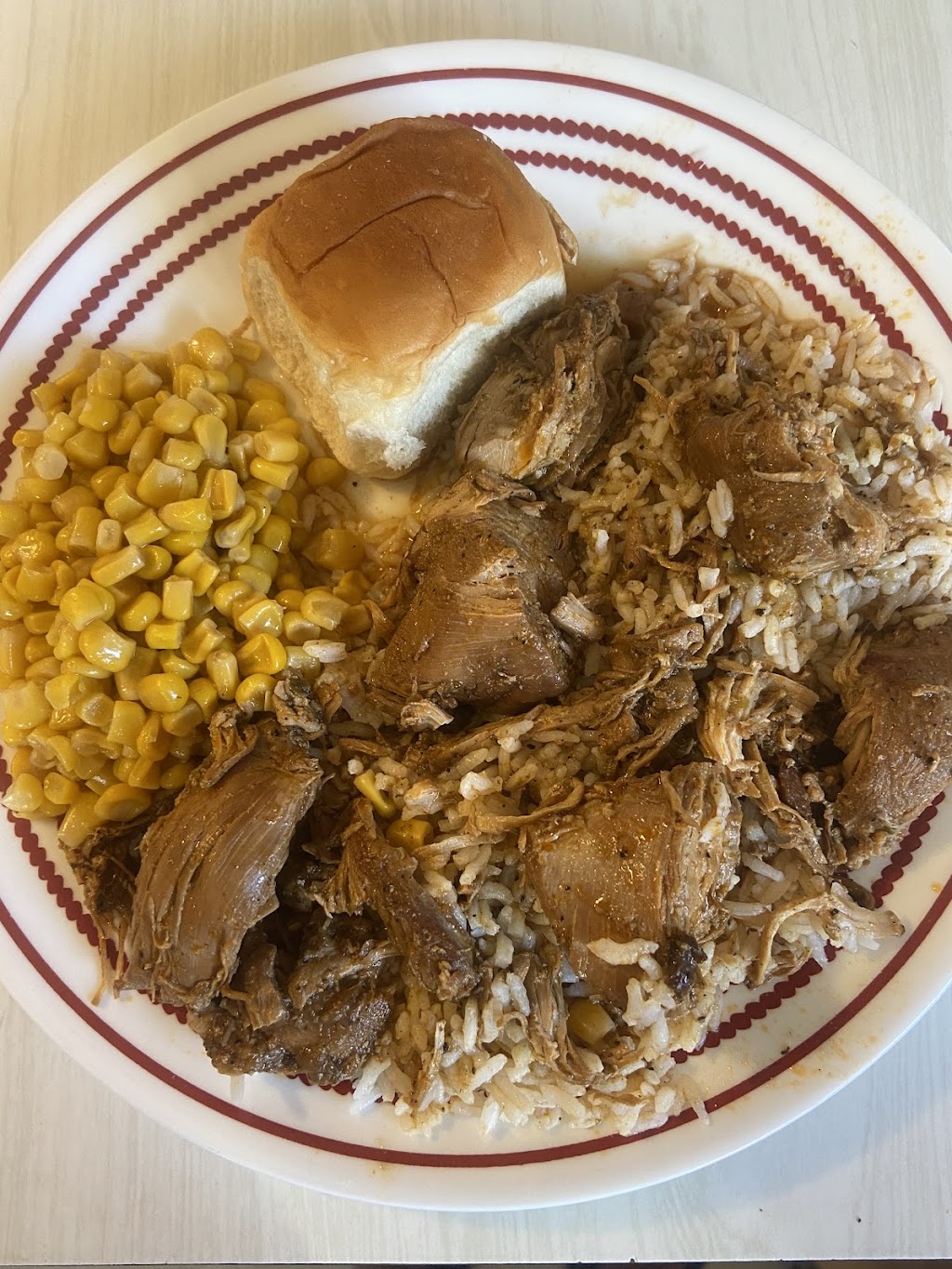 Cajun Jays | restaurant | 525 Main St N, Navarre, OH 44662, USA | 3306852738 OR +1 330-685-2738