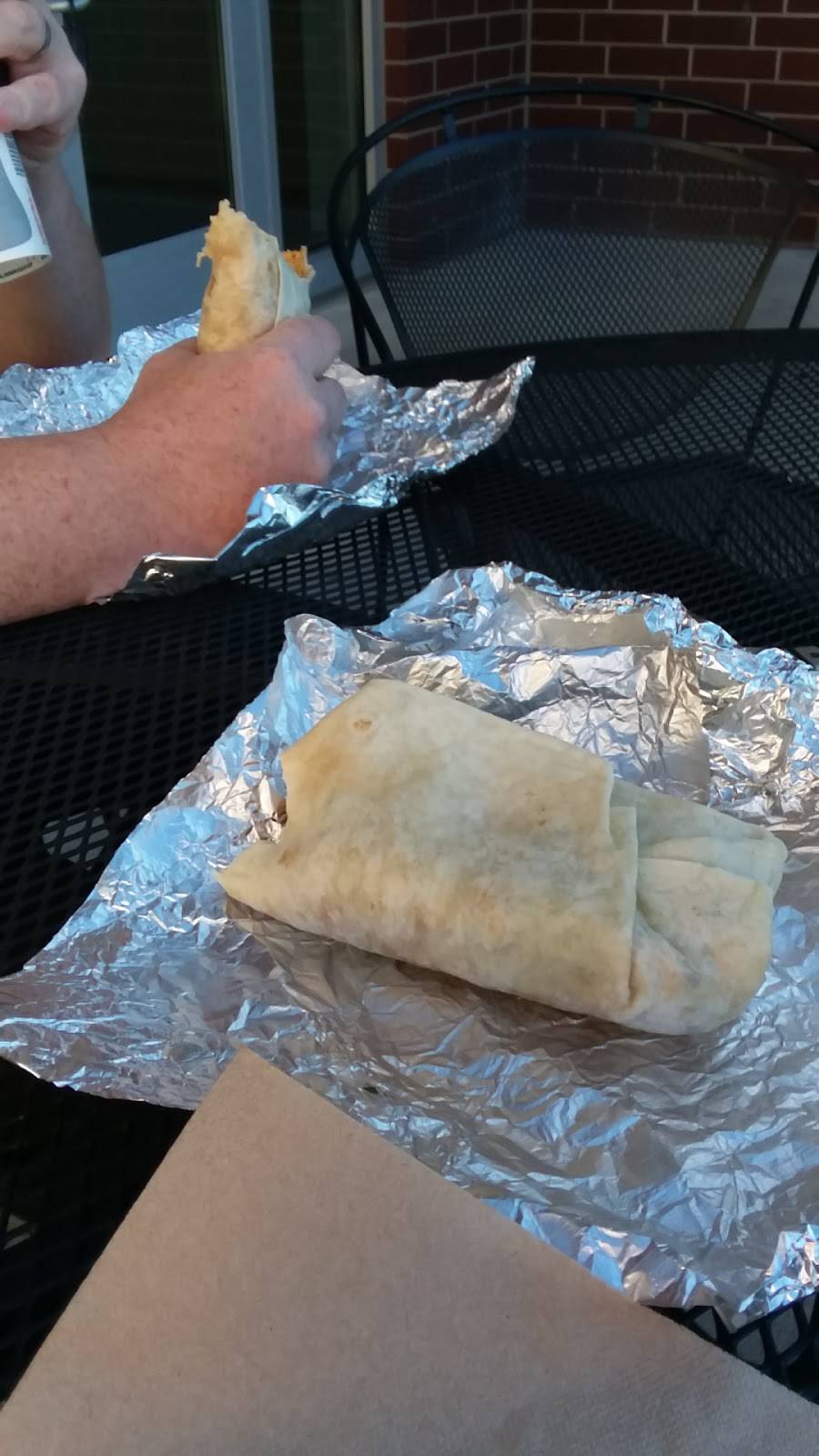 Papacitos Burritos Detroit Lakes | restaurant | 904 McKinley Ave, Detroit Lakes, MN 56501, USA | 2188447203 OR +1 218-844-7203