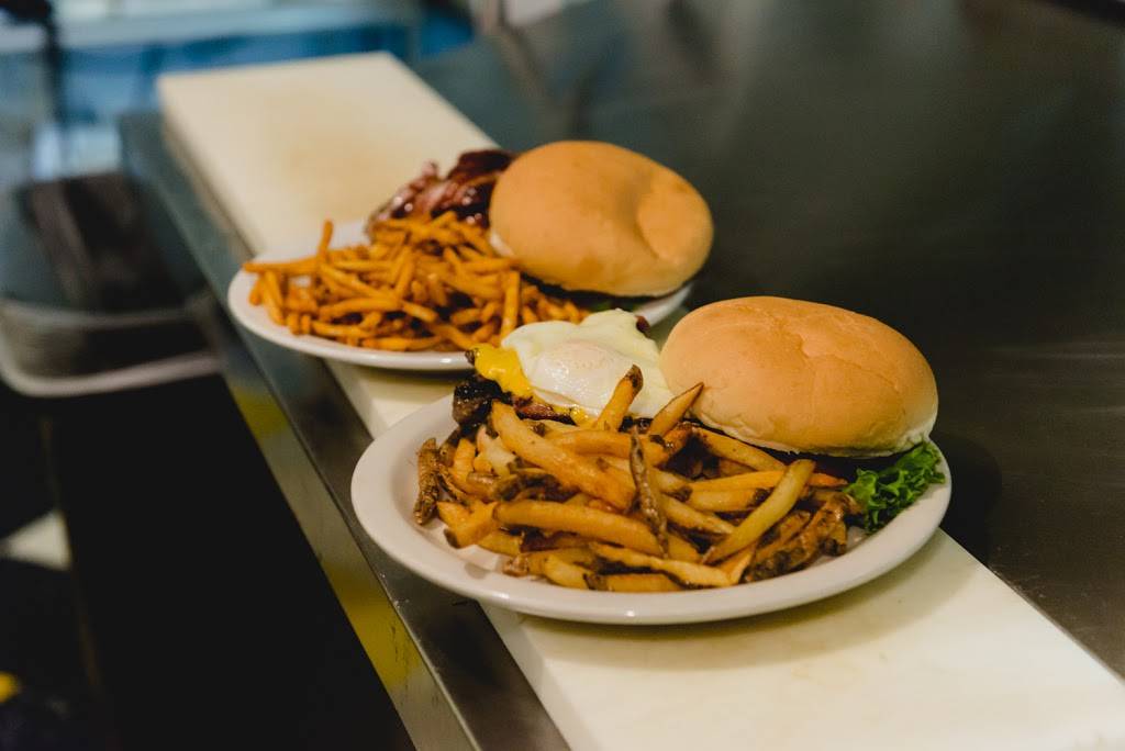 The Cove Restaurant and Bar | restaurant | 514 Ryan St, Boonville, MO 65233, USA | 6608822277 OR +1 660-882-2277