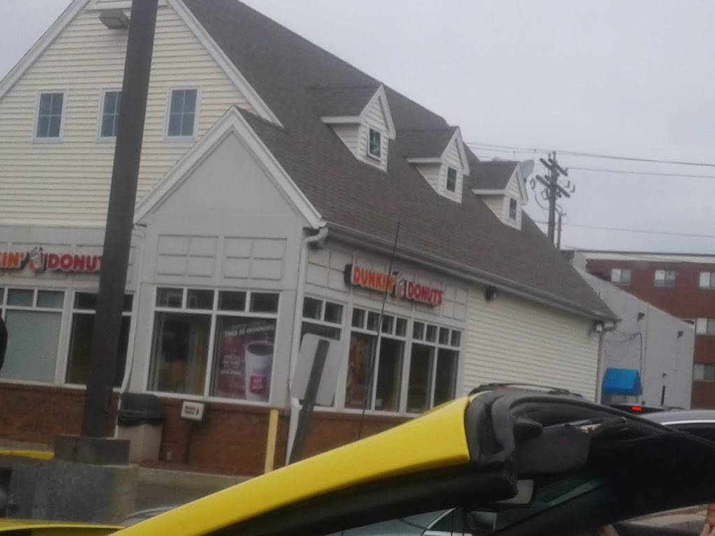 Dunkin | cafe | 880 Barnum Avenue Cutoff, Stratford, CT 06614, USA | 2033784024 OR +1 203-378-4024
