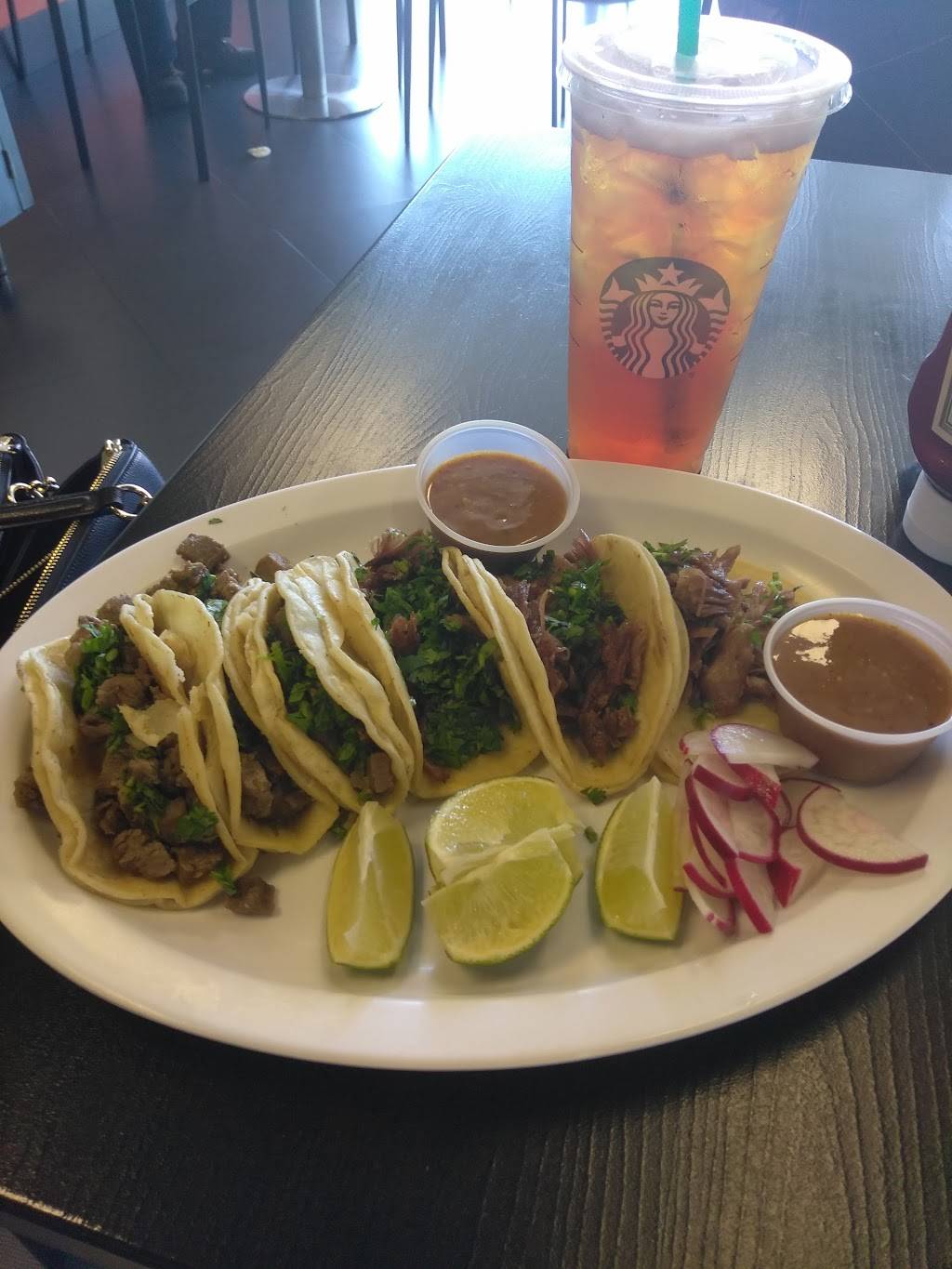 Jalapeños Mexican Grill | restaurant | 1929 W Artesia Blvd, Compton, CA 90220, USA | 3109284212 OR +1 310-928-4212