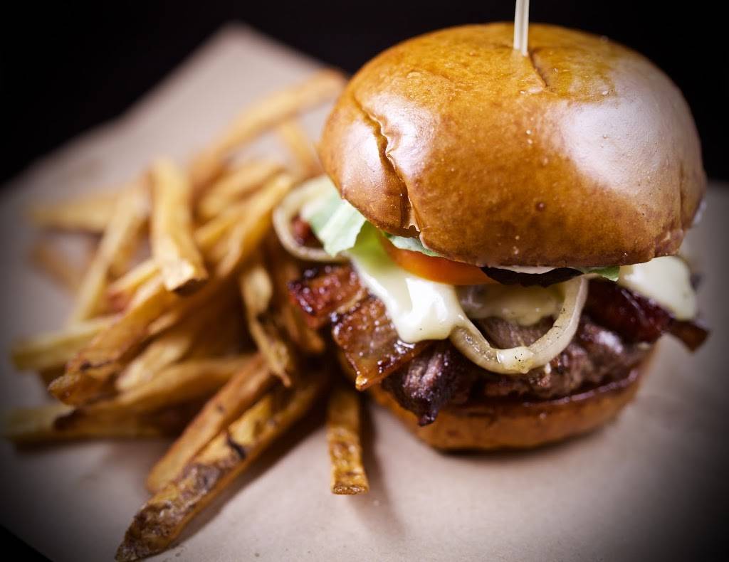 Charred Restaurant | restaurant | 13047 Worldgate Dr, Herndon, VA 20170, USA | 7034358300 OR +1 703-435-8300