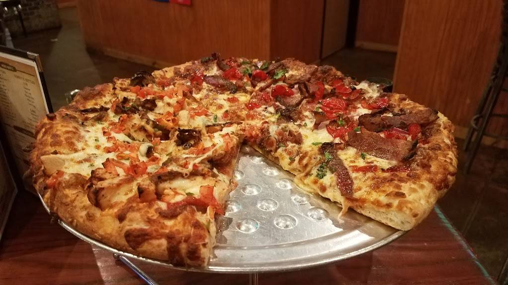 Boombozz Pizza & Taphouse - Jeffersonville | meal takeaway | 1450 Veterans Pkwy, Jeffersonville, IN 47130, USA | 8129134171 OR +1 812-913-4171