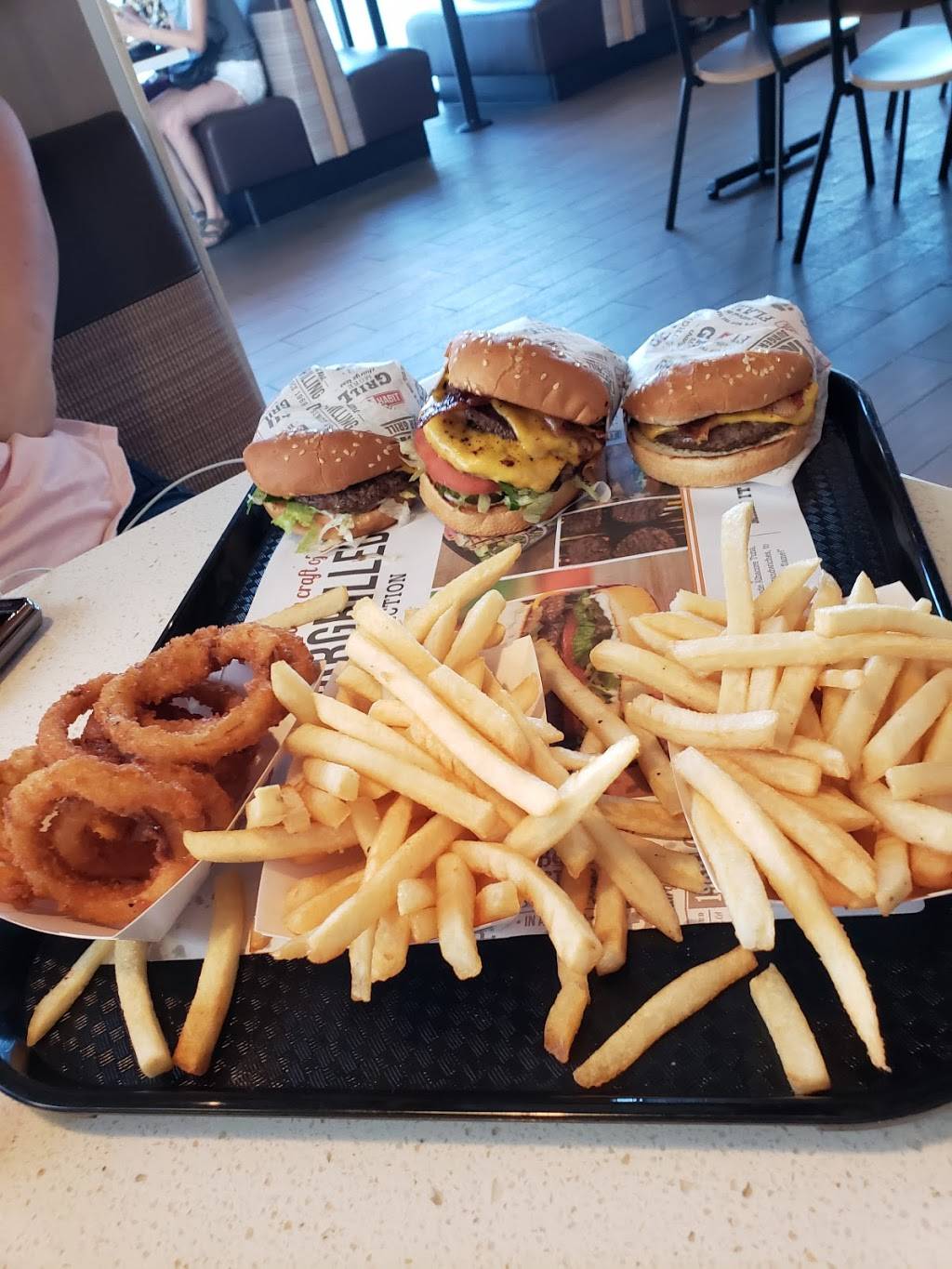 The Habit Burger Grill | restaurant | 1270 Bridge St, Yuba City, CA 95991, USA | 5304439805 OR +1 530-443-9805