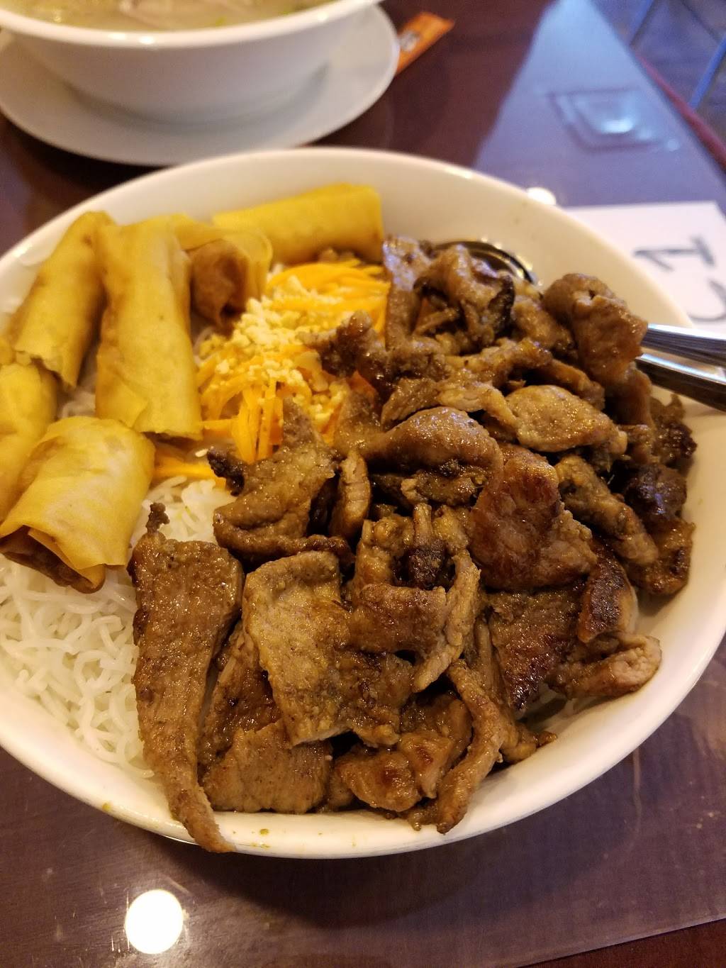 Pho Maxia | restaurant | 817 Carman Ave, Westbury, NY 11590, USA | 5164141738 OR +1 516-414-1738