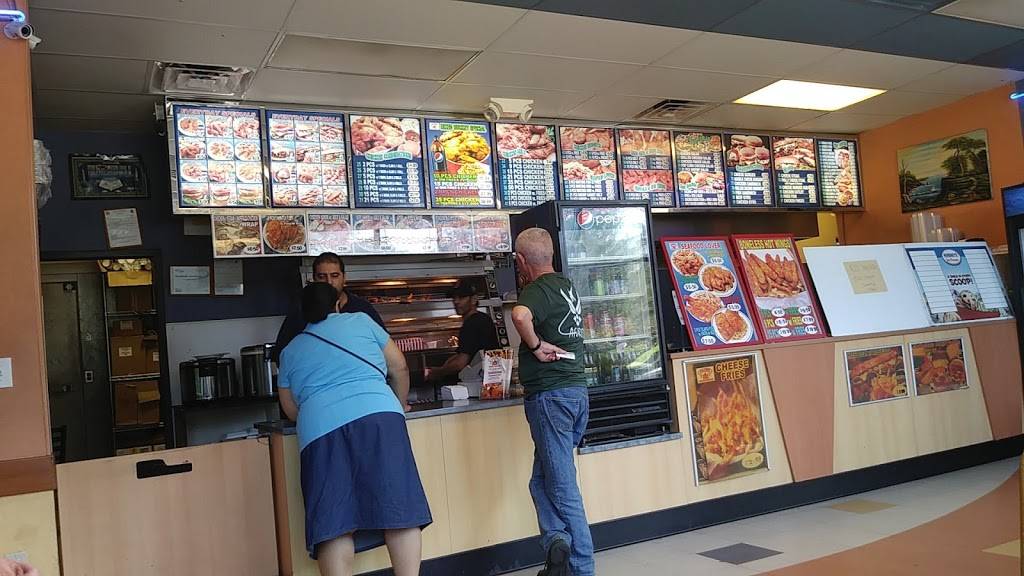 Crown Fried Chicken | restaurant | 443 Lincoln St, Worcester, MA 01605, USA | 5085950220 OR +1 508-595-0220