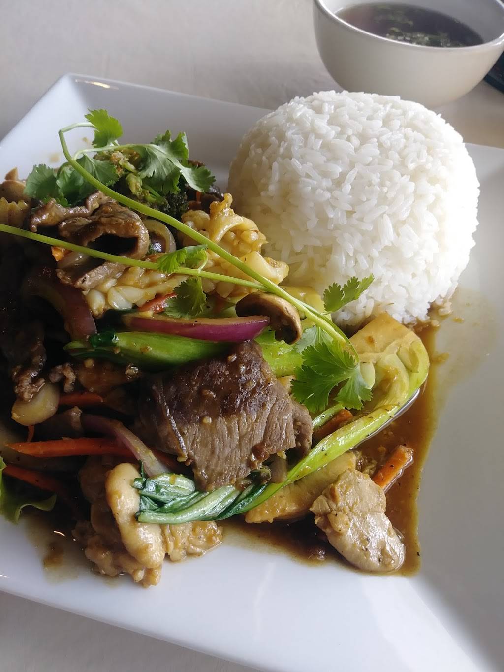 Le Dalat Vietnamese Cuisine | restaurant | 2645 Manhattan Blvd, Harvey, LA 70058, USA | 5043685850 OR +1 504-368-5850