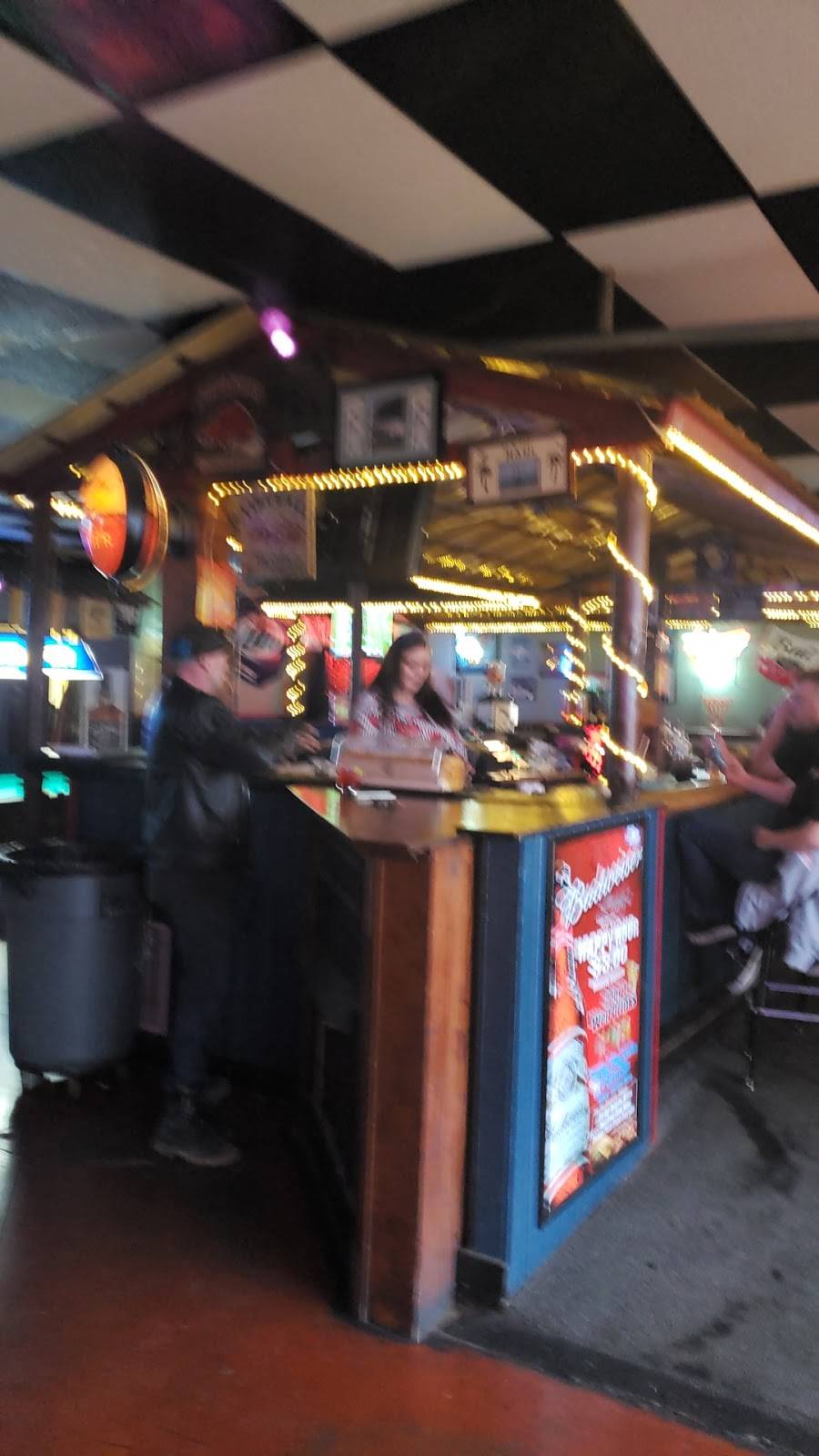 Luckys Bar & Grill | restaurant | 579 Stewarts Ferry Pike, Nashville, TN 37214, USA | 6158714101 OR +1 615-871-4101