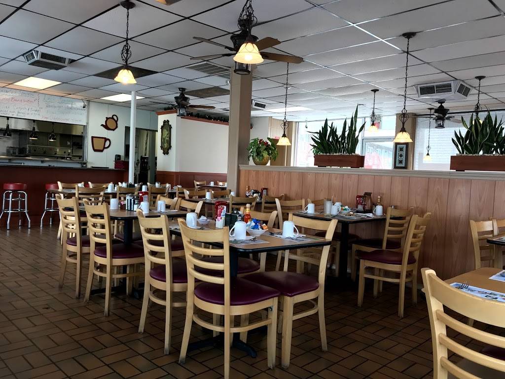 Smokey Griddle Pancake House | restaurant | 2227 Richmond Rd, Williamsburg, VA 23185, USA | 7572291718 OR +1 757-229-1718