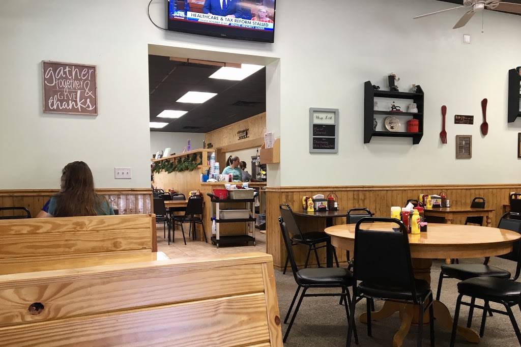 Bevs Burger Café | restaurant | 315 Northeast Santa Fe Boulevard, High Springs, FL 32643, USA | 3864549434 OR +1 386-454-9434