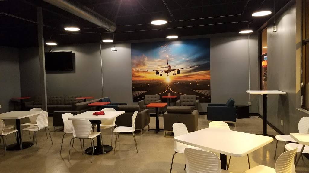 Elevate Bar and Grill | night club | 7543 State Ave, Kansas City, KS 66112, USA | 9137666610 OR +1 913-766-6610