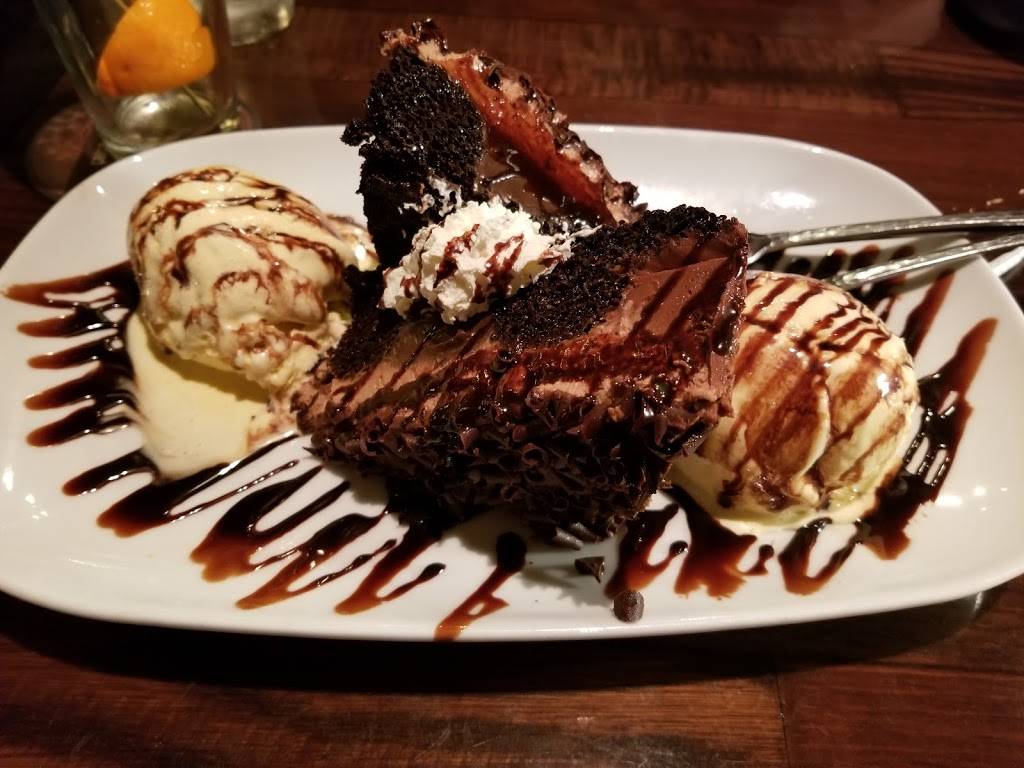 LongHorn Steakhouse | meal takeaway | 1411 Beaver Creek Commons Dr, Apex, NC 27502, USA | 9193034889 OR +1 919-303-4889