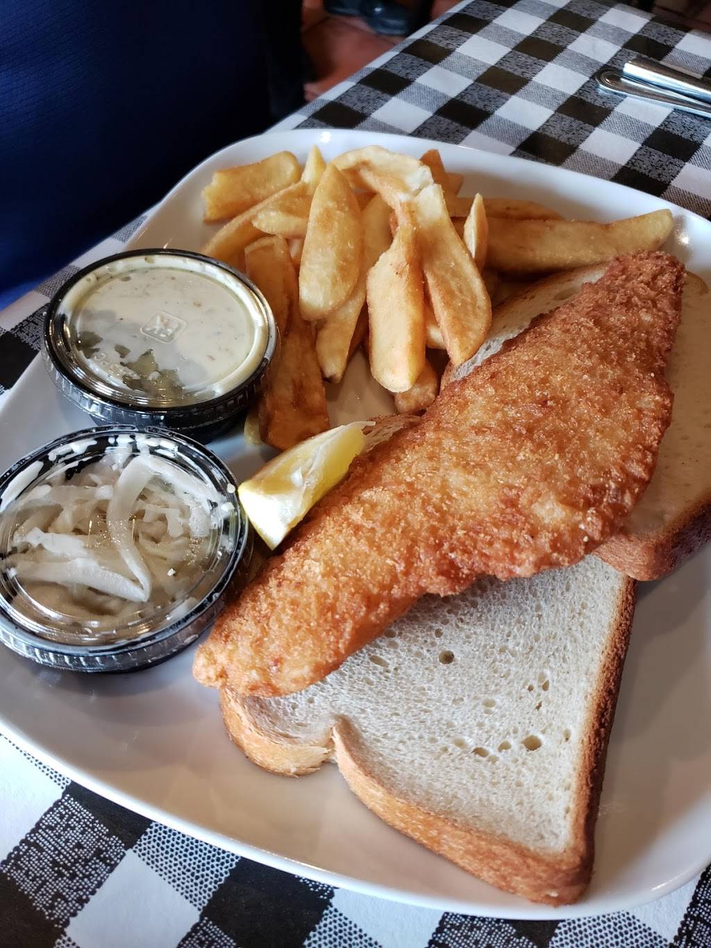 Corniciones | restaurant | 1200 Main St, Antioch, IL 60002, USA | 2247889940 OR +1 224-788-9940