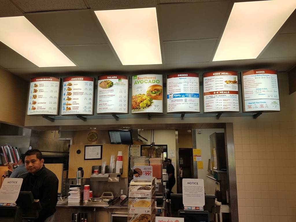 Wendys | restaurant | 1362 South St #12, Fox Lake, IL 60020, USA | 8479739581 OR +1 847-973-9581