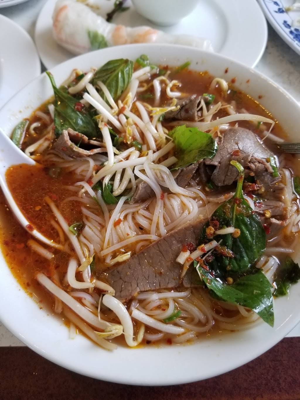 Pho Legacy | restaurant | 3109 N Belt Line Rd # 142, Irving, TX 75062, USA | 9728719555 OR +1 972-871-9555