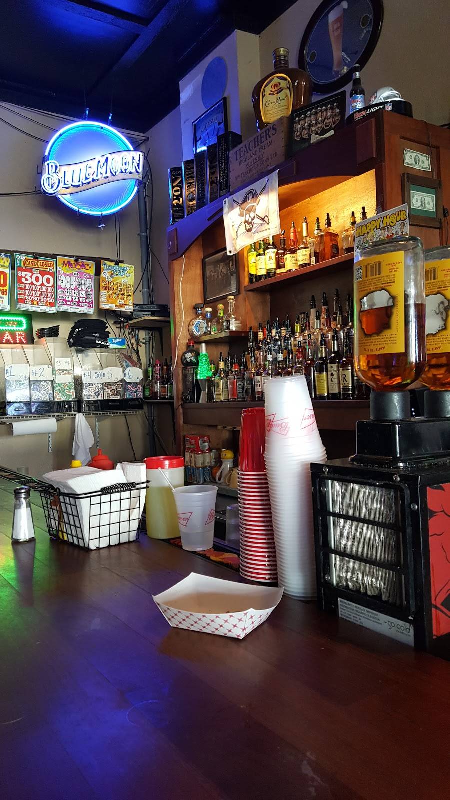 Sidelines Sports Bar & Grill | restaurant | 313 NW Chehalis Ave, Chehalis, WA 98532, USA | 3603456648 OR +1 360-345-6648