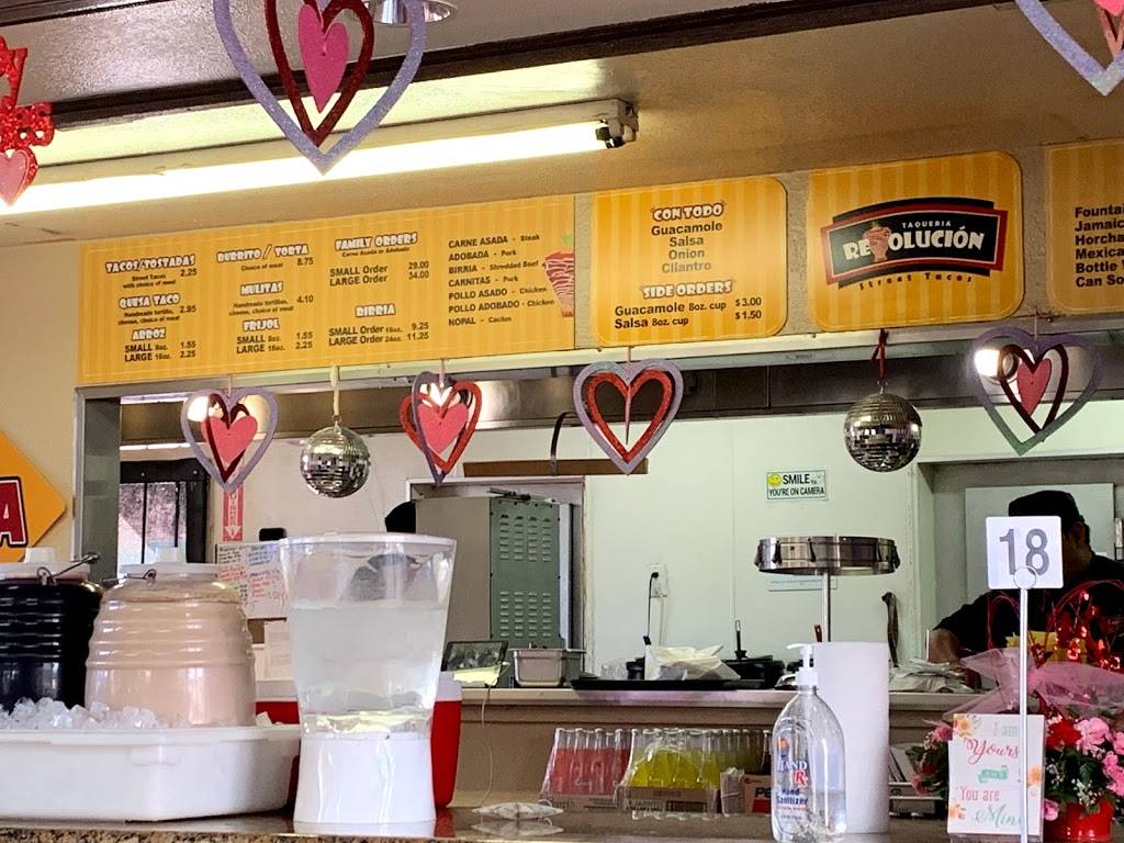 Taqueria Revolución | restaurant | 362 E San Ysidro Blvd, San Diego, CA 92173, USA | 6196903187 OR +1 619-690-3187