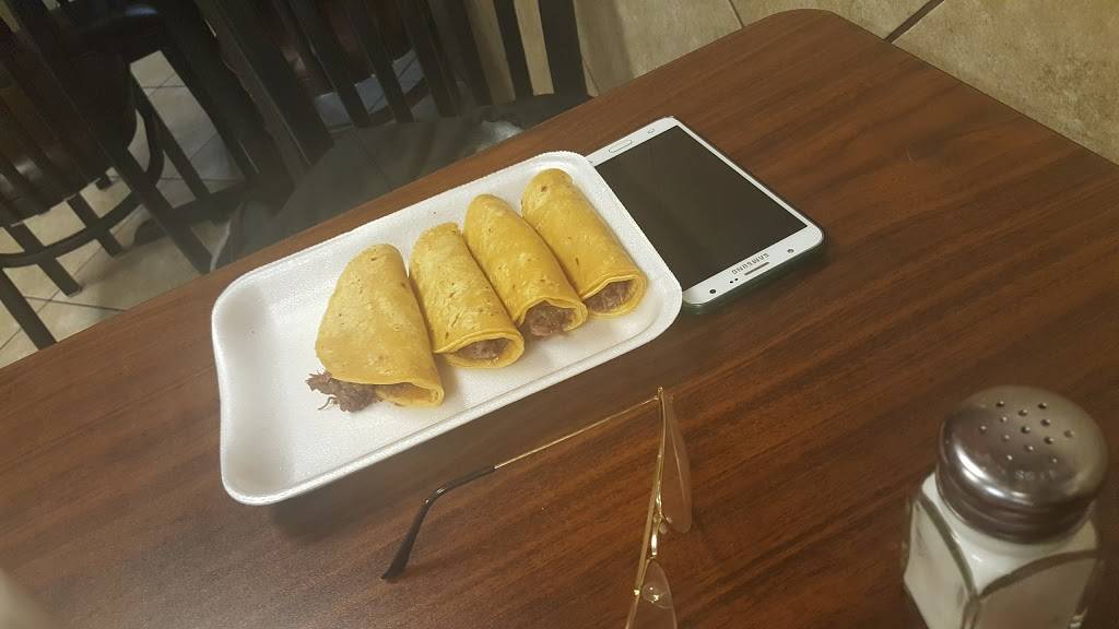 LaCabanita Taqueria | restaurant | 10777 Harry Hines Blvd #130, Dallas, TX 75220, USA | 2143586828 OR +1 214-358-6828