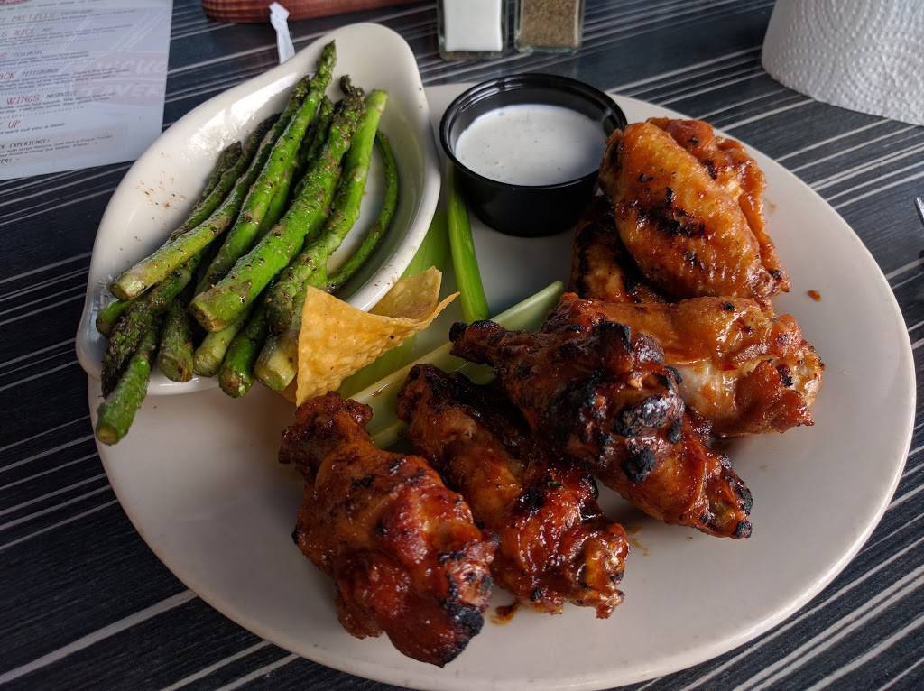 Hickory Tavern | restaurant | 1100 Metropolitan Ave #170, Charlotte, NC 28204, USA | 7043345155 OR +1 704-334-5155