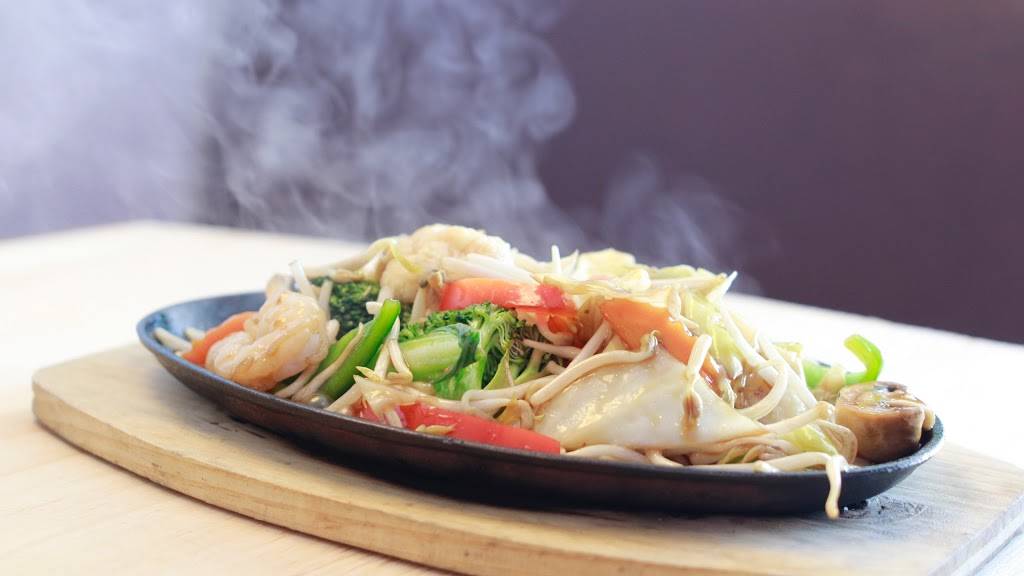 Bateau dAsie | restaurant | 1741 Chemin Saint-Charles, Terrebonne, QC J6W 3W3, Canada | 4504929122 OR +1 450-492-9122