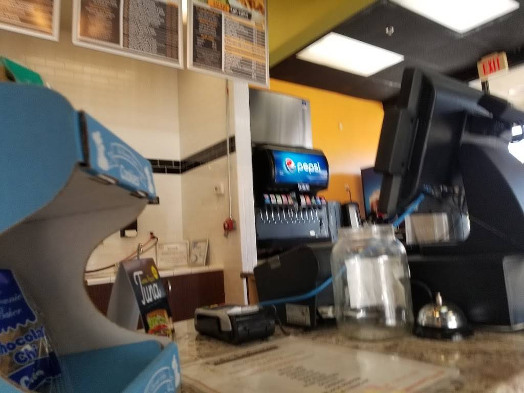 Deli Delicious | restaurant | 2787 W Shaw Ave #110, Fresno, CA 93711, USA | 5592298777 OR +1 559-229-8777