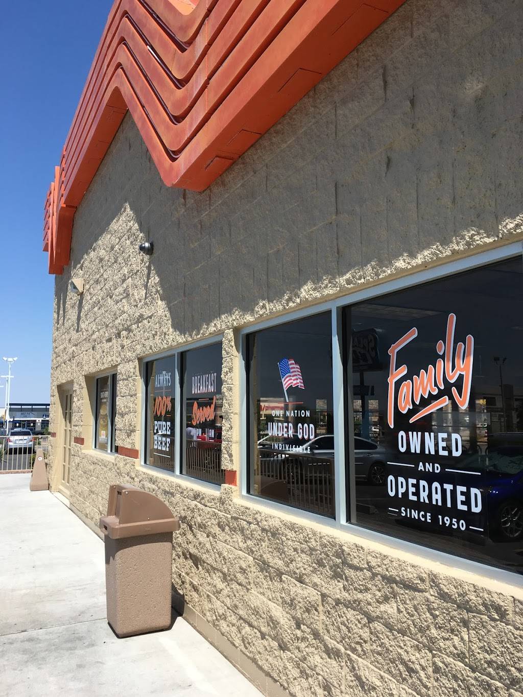 Whataburger | restaurant | 870 N Resler Dr, El Paso, TX 79912, USA | 9158337789 OR +1 915-833-7789