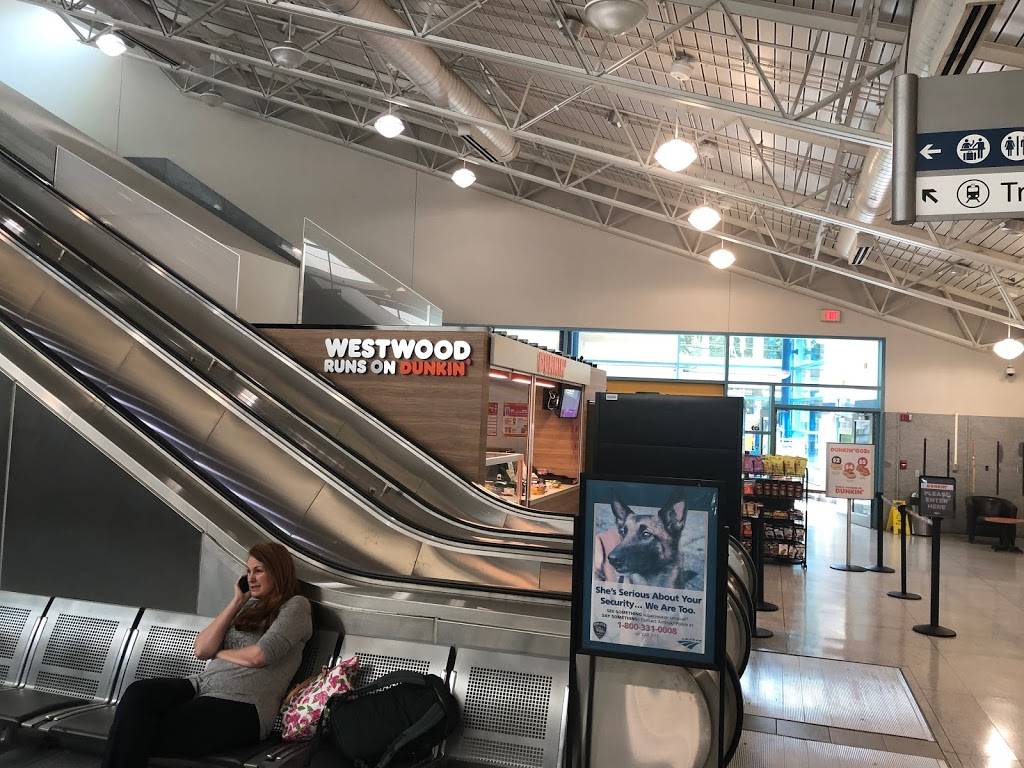 Dunkin | bakery | Amtrak Concourse, 50 University Ave 1st Floor, Westwood, MA 02090, USA | 7814105310 OR +1 781-410-5310