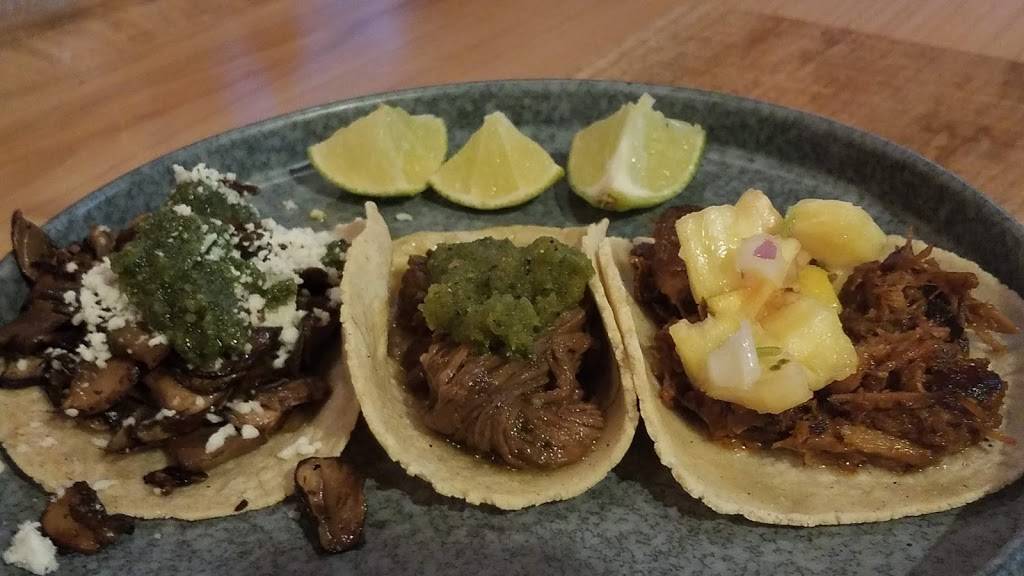 ROCO | restaurant | 10164 Donner Pass Rd, Truckee, CA 96161, USA | 5305876274 OR +1 530-587-6274