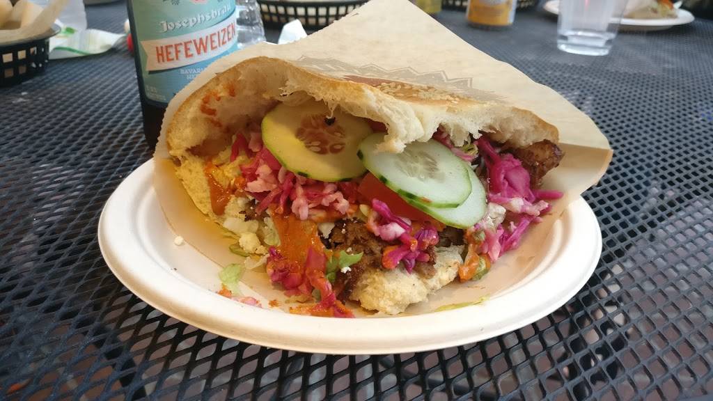 BERLINS | restaurant | 15928 Ventura Blvd, Encino, CA 91436, USA | 8182903170 OR +1 818-290-3170