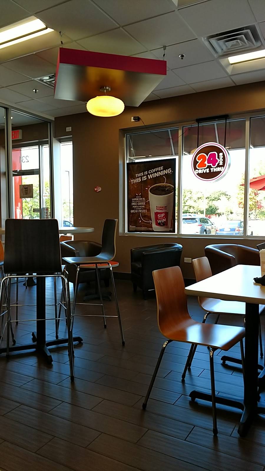 Dunkin | cafe | 231 W Northwest Hwy, Palatine, IL 60067, USA | 8472218170 OR +1 847-221-8170