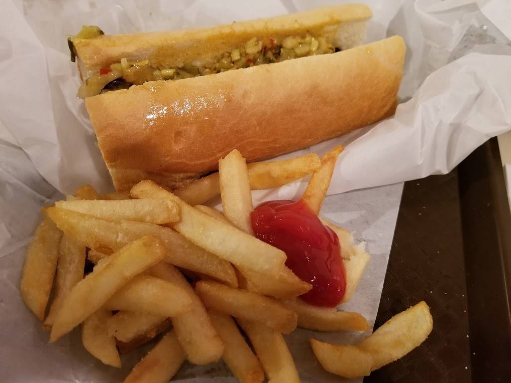 Patio Restaurant | restaurant | 1503 W Taylor St, Chicago, IL 60607, USA | 3128290454 OR +1 312-829-0454