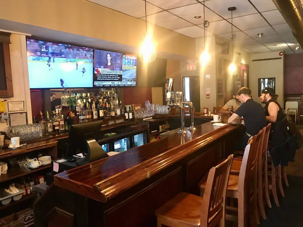 MAMA ROSA on Roncesvalles | restaurant | 5 Roncesvalles Ave, Toronto, ON M6R 2K2, Canada | 6473451995 OR +1 647-345-1995