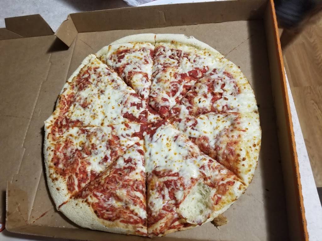 Little Caesars Pizza | meal takeaway | 2694 Cranston Rd, Beloit, WI 53511, USA | 6083628228 OR +1 608-362-8228
