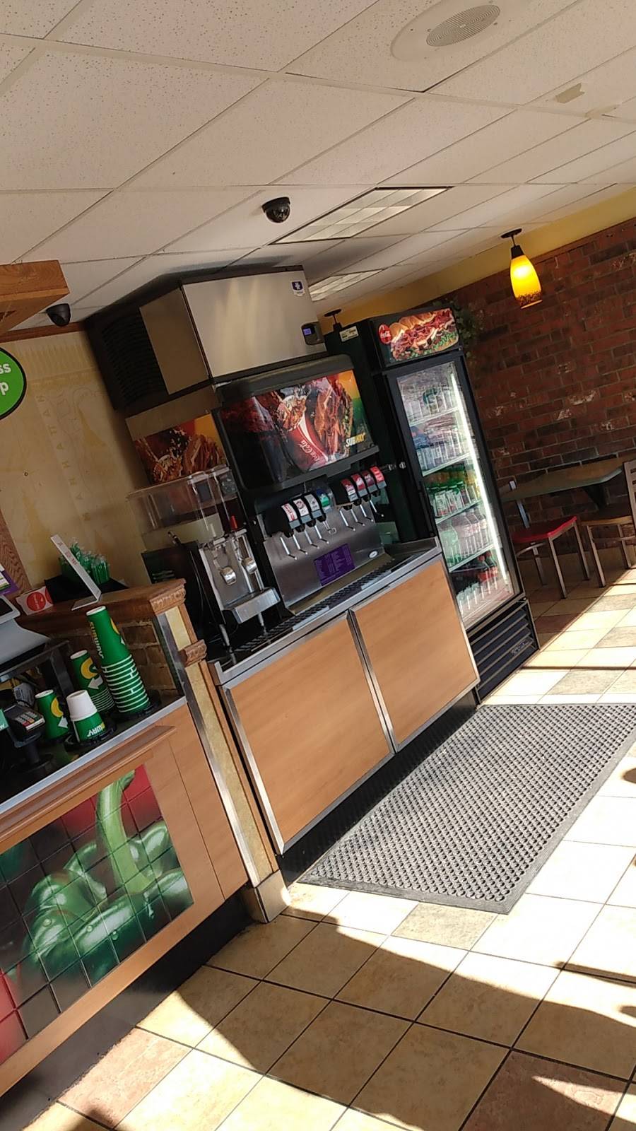 Subway | meal takeaway | 10910, I-40, Independence, MO 64055, USA | 8163538990 OR +1 816-353-8990