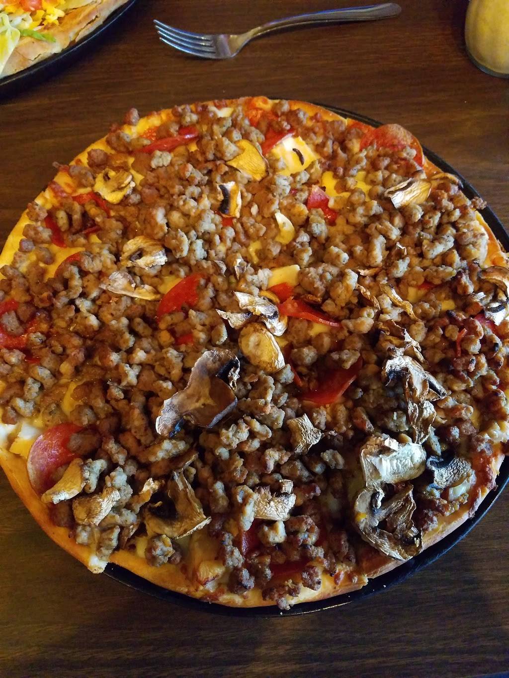 Poppa Rollos Pizza | restaurant | 703 N Valley Mills Dr, Waco, TX 76710, USA | 2547766776 OR +1 254-776-6776