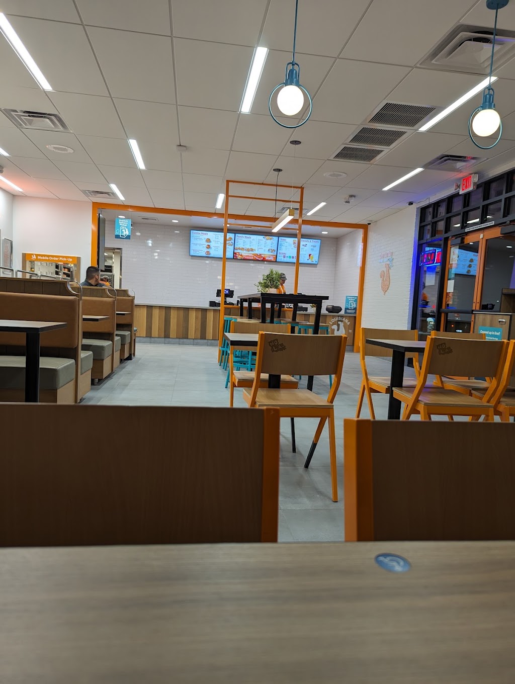 Popeyes Louisiana Kitchen | restaurant | 33926 Orange St, Wildomar, CA 92595, USA | 9519728838 OR +1 951-972-8838