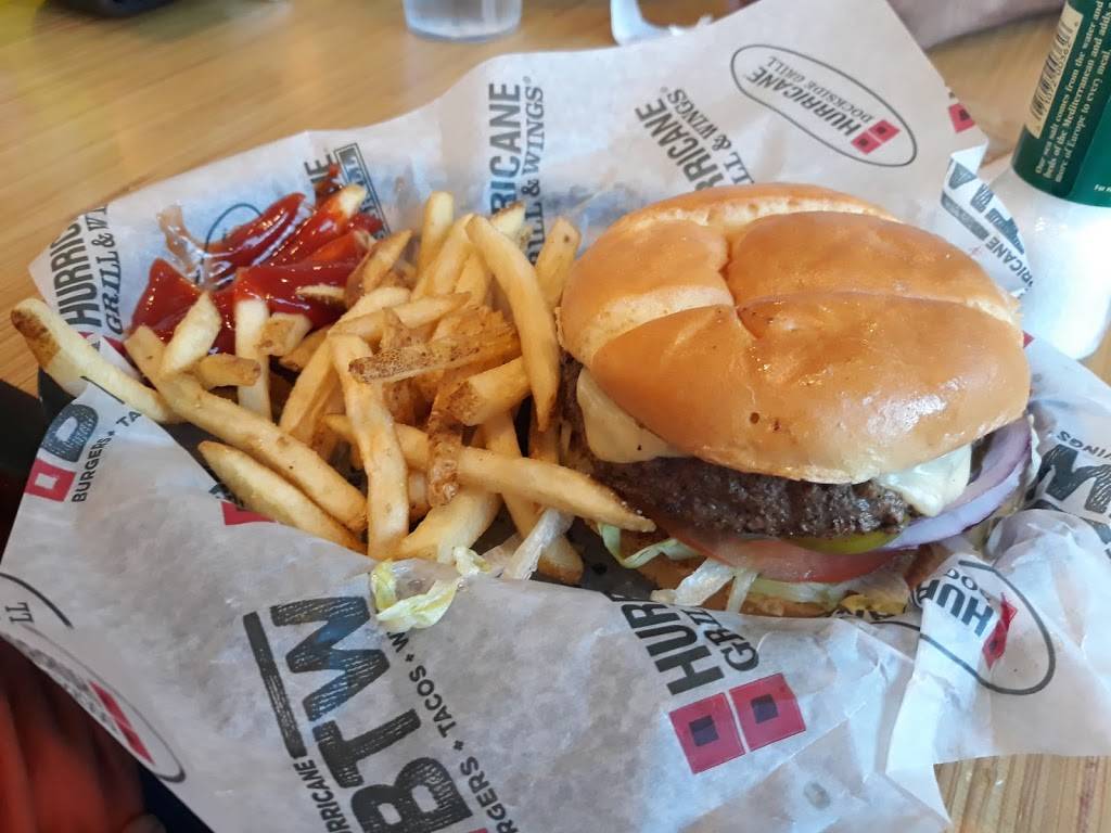 Hurricane Grill & Wings | meal takeaway | 6370 Cypress Gardens Blvd, Winter Haven, FL 33884, USA | 8633245157 OR +1 863-324-5157